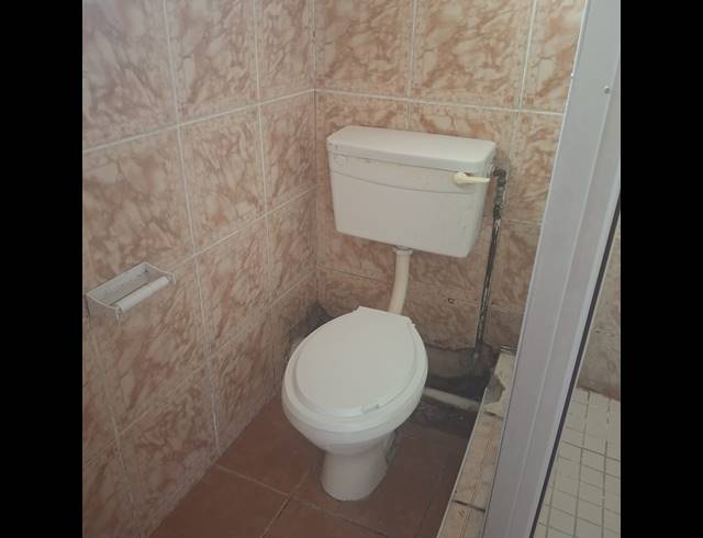 2 BEDROOM HOUSE TO LET IN RESERVOIR HILLS